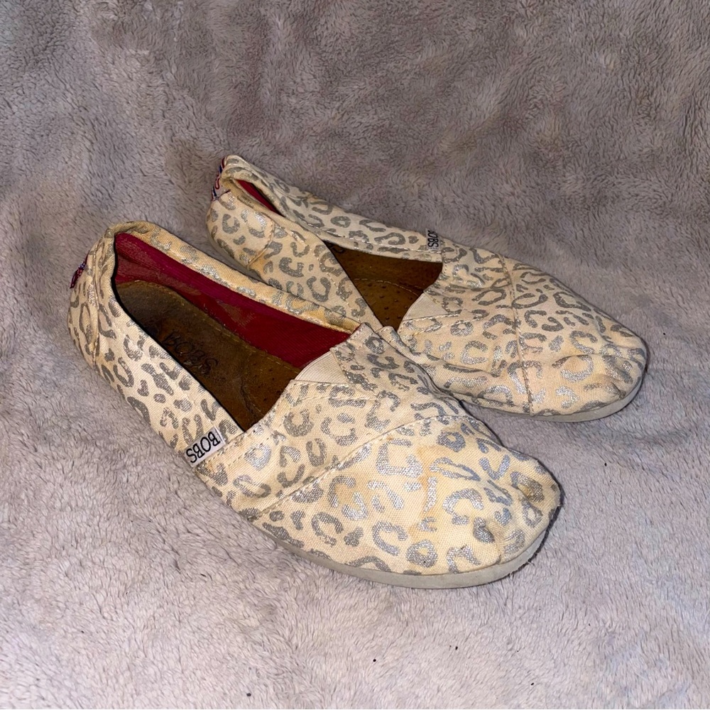 Bob's | Cheetah Print Cream and Silver Metallic Classic Canvas Shoes
